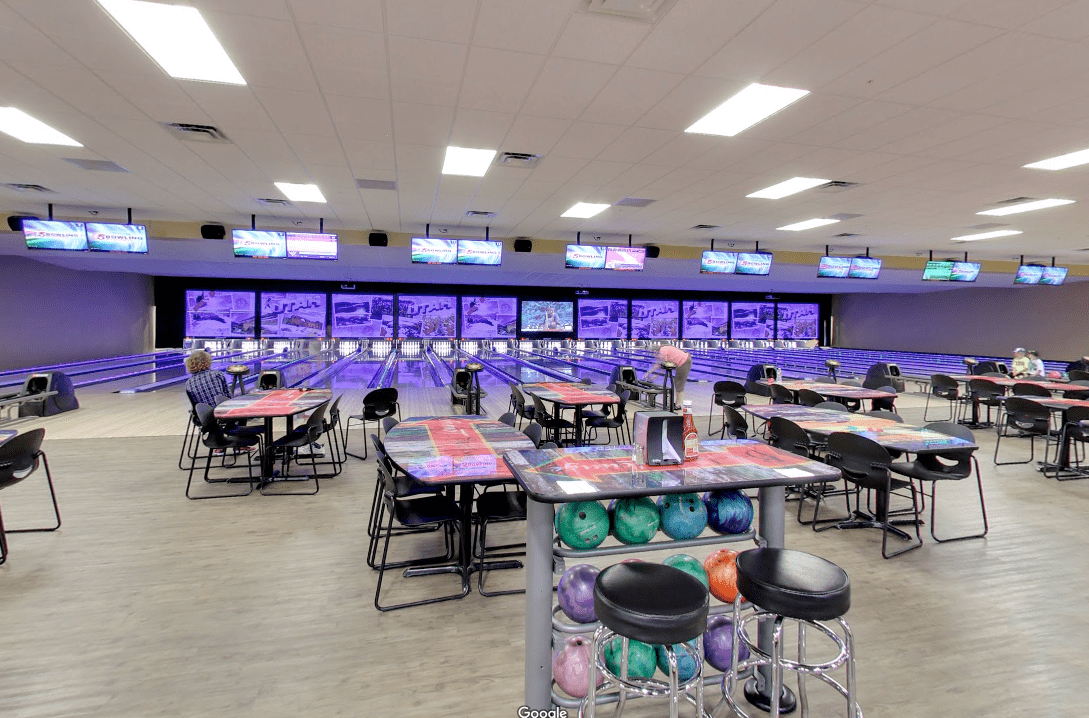 Centros de boliche con equipo nuevo US Bowling y pinsetters de hilos